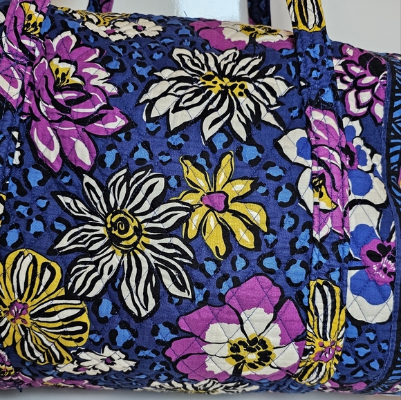 Vera Bradley Women's Large Duffel Heather Duffel Bag - Picture 13 of 14